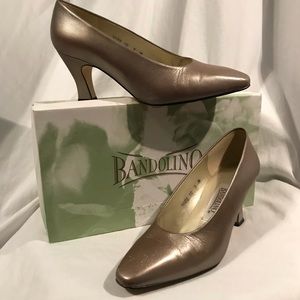 Bandolino -Platinum Metallic Heels